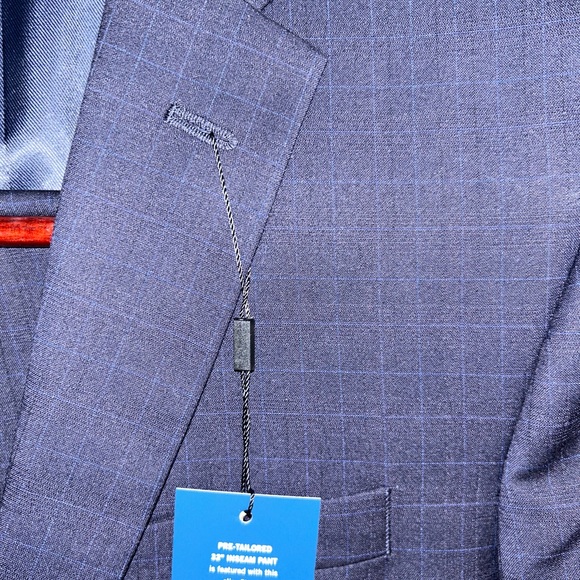 NWT Men's 40R Navy Plaid Kenneth Cole Suit - Picture 2 of 5